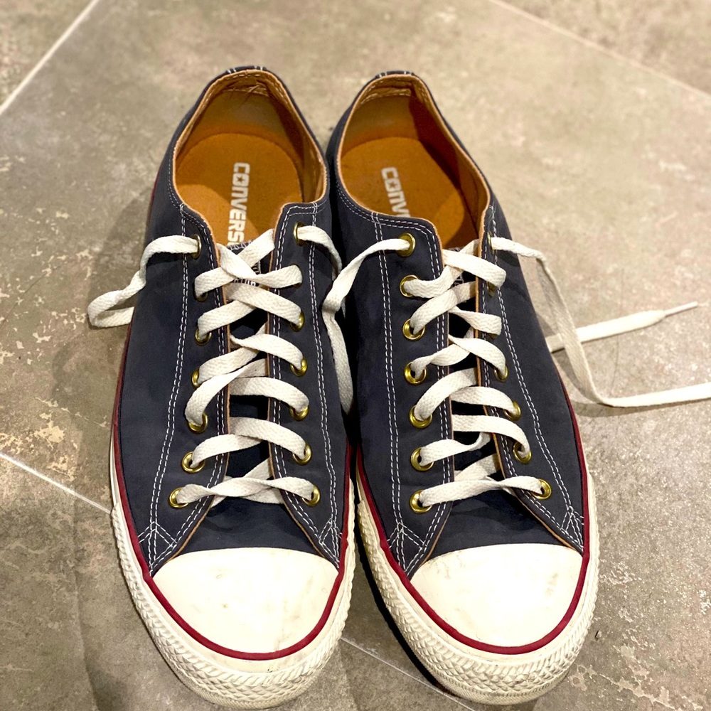 Converse -All Star Low Top Sneakers